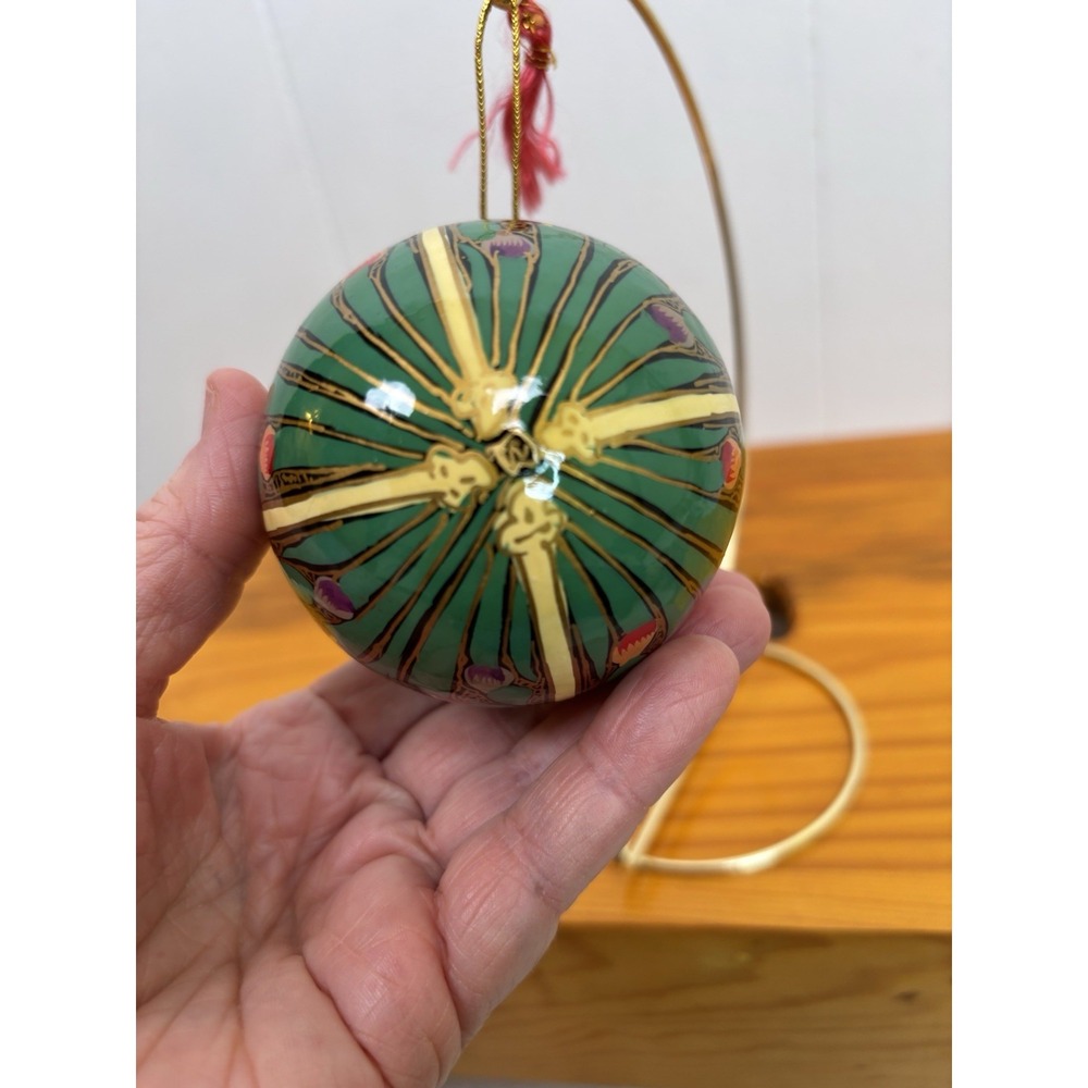 Pier 1 Imports Hand Painted Floral Iris Christmas Bulb‎ Tin Ornament - Picture 4 of 5